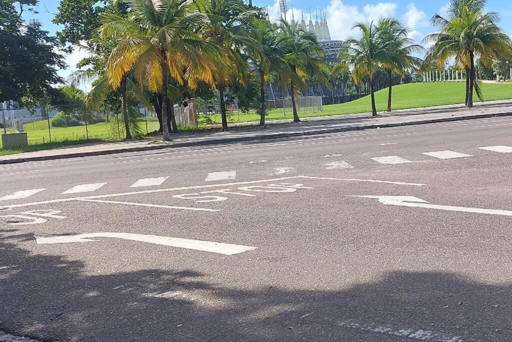 شقة Budget & Basic In Local Neighborhood, 7Min Drive To Downtown Nassau Beach Paradise المظهر الخارجي الصورة